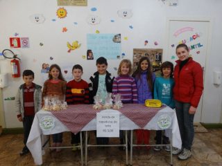 Alunos desenvolvem projeto Vaca Leiteira