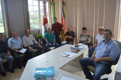 Primeira Reunião da Equipe de Transição.