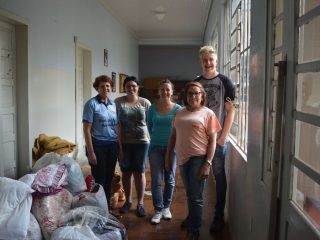 Entrega de Doações ao Lar do Idoso de Tapera