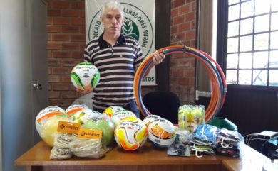 Departamento de Desporto e Lazer adquiriu materiais esportivos