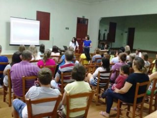 Escola Municipal Professora Eida da Silveira realizou reunião com pais de alunos