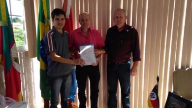 Prefeito Dionisio Pedro Wagner juntou-se ao quadro de associados da AFMT