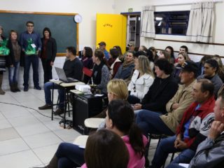 Escola Municipal de Ensino Fundamental Professora Eida da Silveira realizou reunião de pais