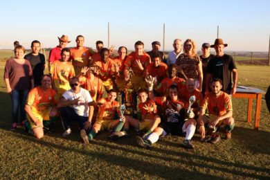 Não Vai Que é Fria é o grande Campeão do Futebol Sete de Lagoa dos Três Cantos