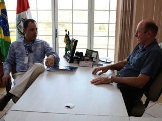 Prefeito Dionisio recebeu visita do novo Gerente do Banrisul