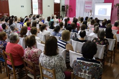 Outubro Rosa: encontro destacou a importância dos cuidados com a saúde da mulher