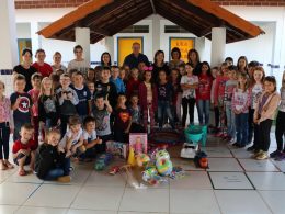 Secretaria de Educação adquiriu diversos brinquedos para as Escolas Municipais