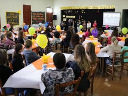 Escola Professora Eida da Silveira e APM realizaram chá para as mães