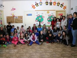 Oficina de Teatro do CRAS apresentou peça teatral sobre importantes valores para a vida