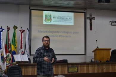 Municípios recebem capacitação sobre gestão florestal