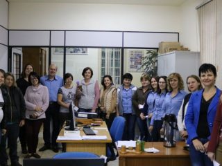Alunos da Escola Estadual prestaram homenagem às mães