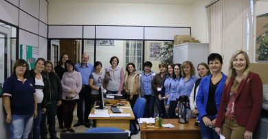 Alunos da Escola Estadual prestaram homenagem às mães