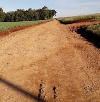 OBRAS REALIZA AJUSTES NAS ESTRADAS DO INTERIOR