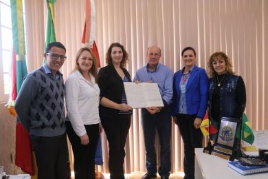 VICE-PREFEITA EM EXERCÍCIO
