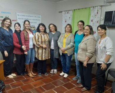 REUNIÃO DO GRUPO DE CUIDADORES