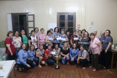 ENTREGA DA PREMIAÇÃO DO CAMPEONATO DE CANASTRA FEMININA EDIÇÃO 2019