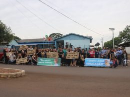 MANIFESTAÇÃO DA REDE ESTADUAL DE ENSINO EM LAGOA DOS TRÊS CANTOS
