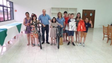 ENTREGA DA PREMIAÇÃO DO PROJETO ESCOLA NO CAMPO