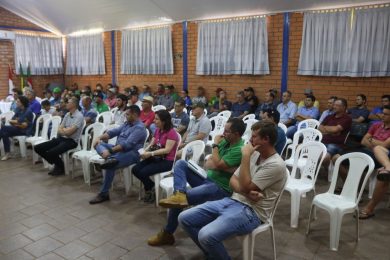 EMATER DE LAGOA DOS TRÊS CANTOS PROMOVE EVENTO PARA AGRICULTORES