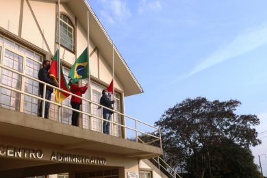 Abertura da Semana da Pátria em Lagoa dos Três Cantos
