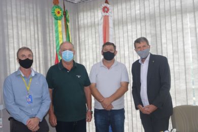 Superintendência do Banco do Brasil visita prefeito Sergio Lasch