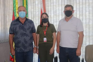 Consultoria da RGE esteve em Lagoa dos Três Cantos para audiência com a administração