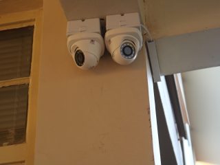 Prédios públicos de Lagoa dos Três Cantos contam agora com sistema de videomonitoramento