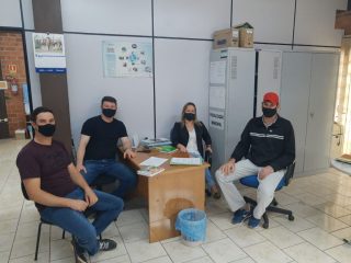 Vereadores de Selbach visitam secretaria de Agricultura de Lagoa dos Três Cantos