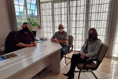 Prefeito Sergio recebe visita de nova delegada de Polícia de Tapera