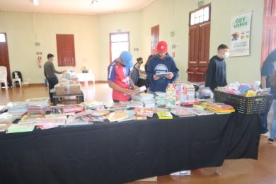1ª Feira do Livro de Lagoa dos Três Cantos supera expectativas