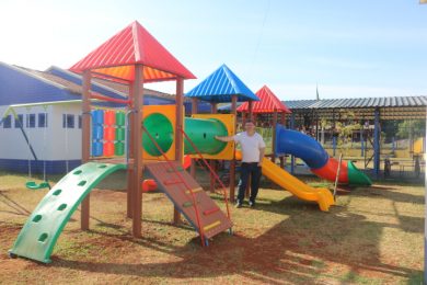Secretaria de Educação investe em Playground para EMEI Rainha