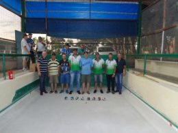 1ª rodada do Campeonato Municipal de Bocha de Lagoa dos Três cantos ocorreu na noite de quarta-feira (9)