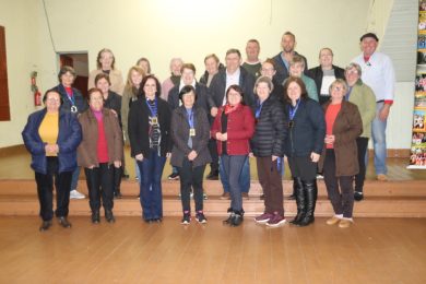 Terça-feira (12) foi noite de premiação às vencedoras do Campeonato Municipal de Canastra Feminina