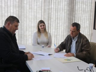 Renovado Termo de Fomento entre o Município de Lagoa dos Três Cantos e APAE de Tapera