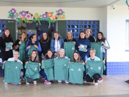 Administração Municipal de Lagoa dos Três Cantos homenageia crianças e professores