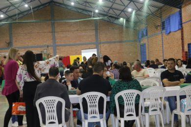 Confraternização alusiva dia dos professores e dia do funcionalismo público