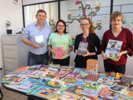 Lagoa dos Três Cantos: Durante a 2ª Feira Municipal do Livro, Município adquire diversos exemplares