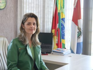 Arilucia Erthal Simon é prefeita em exercício em Lagoa dos Três cantos