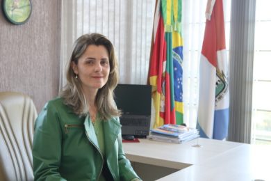 Arilucia Erthal Simon é prefeita em exercício em Lagoa dos Três cantos