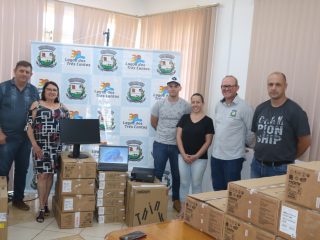 Município de Lagoa dos Três Cantos investe em computadores