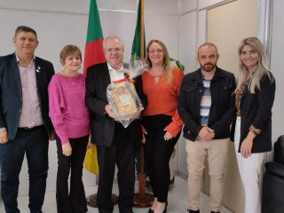 Comitiva três-cantense leva demanda nas áreas de Cultura e Turismo para autoridades do governo do estado