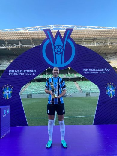 Três-cantense Crisana Kuhn Gehring é campeã brasileira sub-17