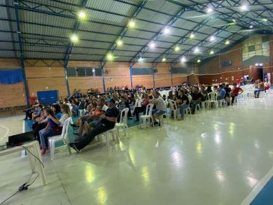 A confraternização dos grupos do esporte e da cultura