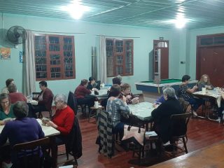 Campeonato Municipal de Canastra Feminina de Lagoa dos Três Cantos iniciou nesta terça (23)