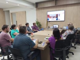 Ministros, Secretário da Defesa Civil do RS e prefeitos dos municípios atingidos pelas cheias conversaram sobre reestruturação do estado