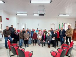 Secretaria de Desenvolvimento Social de Lagoa dos Três Cantos realiza reunião com Beneficiários da 2ª Etapa do Programa de Reformas Habitacionais na zona rural.