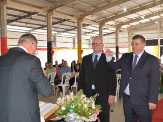 Prefeito de Lagoa dos Três Cantos Sergio Lasch é empossado para o segundo mandato consecutivo