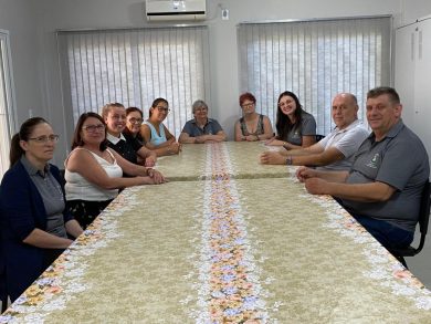 Reunião de equipe da Secretaria do Desenvolvimento Social
