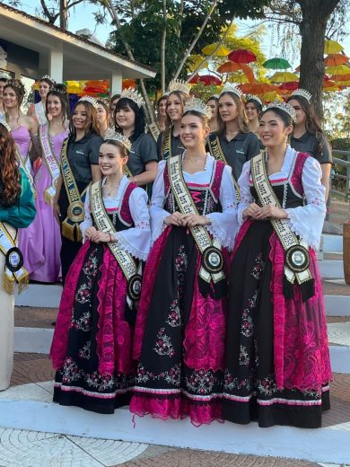 Soberanas de Lagoa dos Três Cantos na Exposol