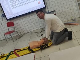Curso de primeiros socorros para profissionais da educação